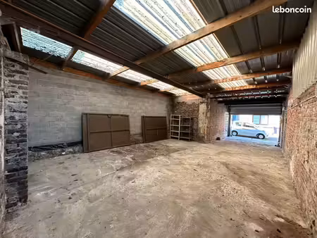 loc hangar  box  entrepot  garage 70 m2