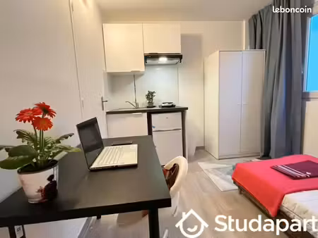 appartement 1 pièce 12 m²