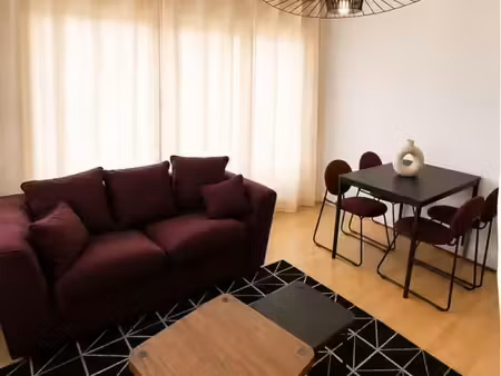 appartement 3 pièces 55 m²
