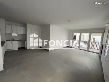 appartement 3 pièces 64 m²