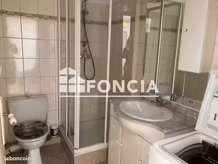 studio 1 pièce 29 m²
