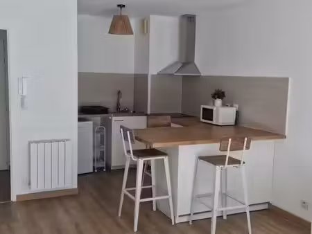 t2 meublé 43m2 - poitiers