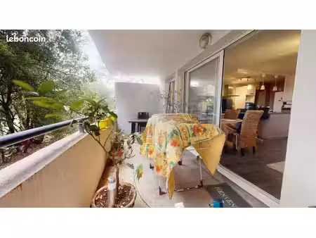 appartement meublé 2 pièces avec terrasse