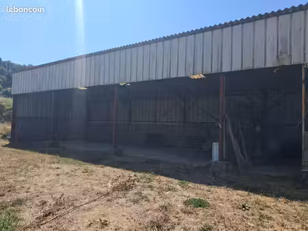 hangar à louer