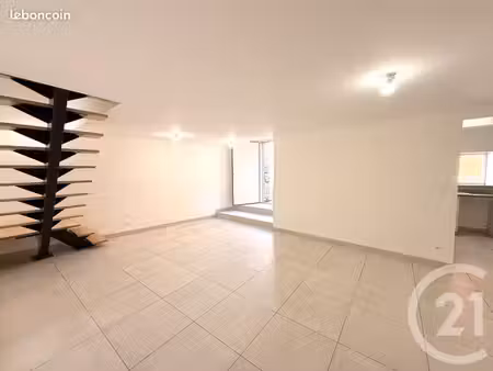 maison 4 pièces 89 m²