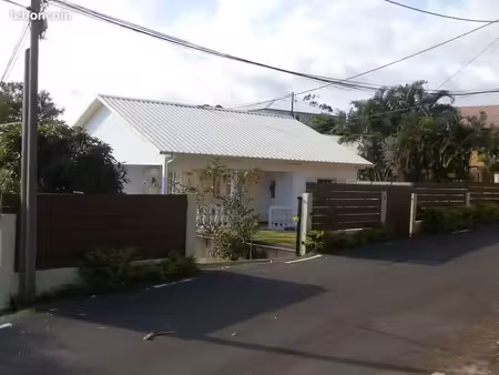 loue villa grande villa f4
