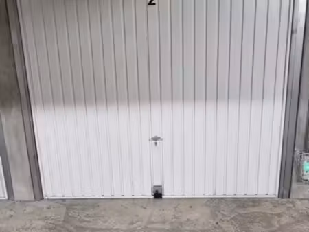 loue garage