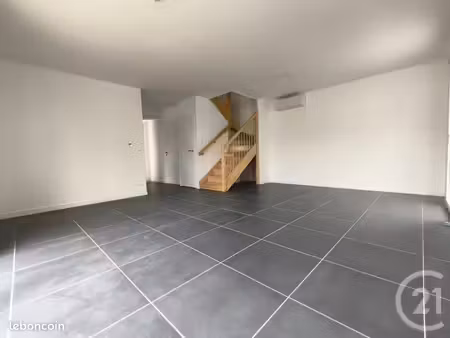 maison 4 pièces 84 m²