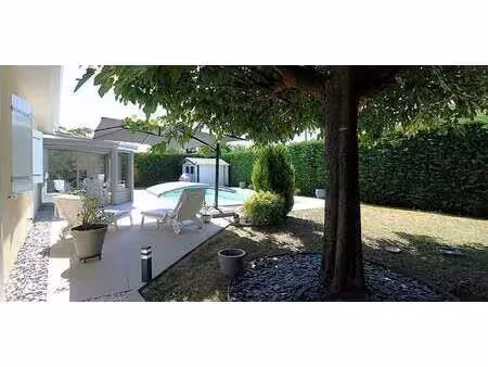 maison avec piscine et jardin villenave-d’ornon (33)