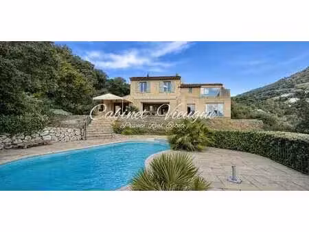 villa avec piscine et terrasse grimaud (83)
