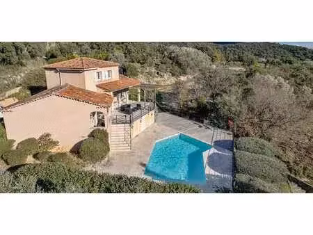villa avec piscine et jardin plan-de-la-tour (83)