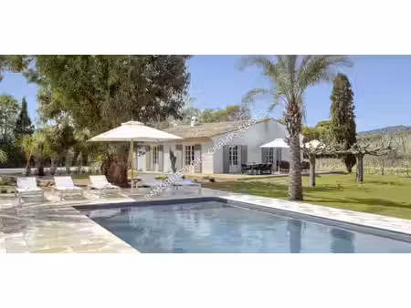 villa avec piscine et jardin ramatuelle (83)