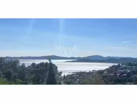 terrain les issambres (83)