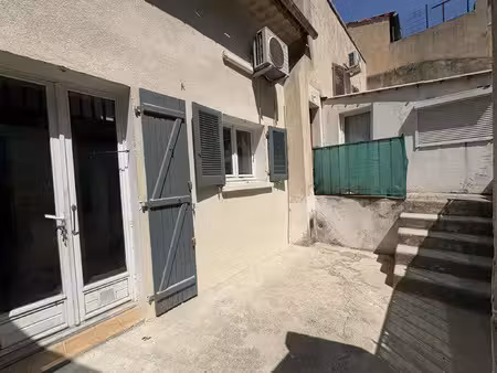 location appartement 1 pièce 33 m² à aubagne (13400)