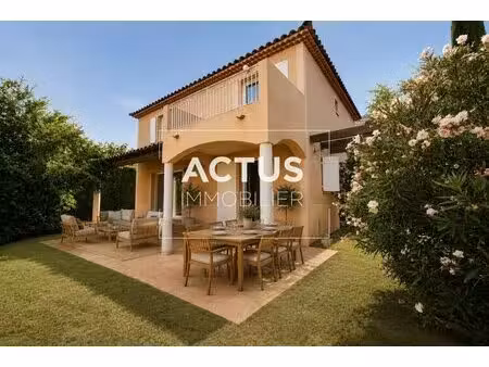 villa 5p résidence privée avec piscine à salon-de-provenc