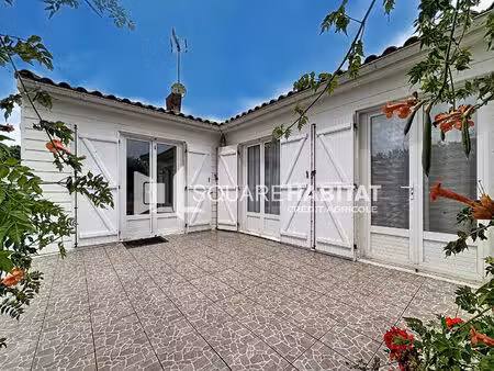 maison des années 70 avec studio indépendant