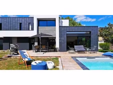 maison avec piscine et jardin vannes (56)