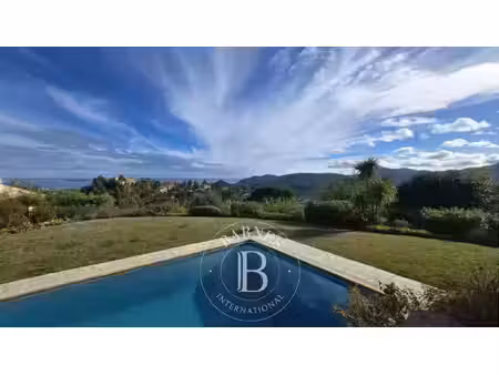 villa avec vue sur mer mandelieu-la-napoule - 5 chambres - 252m²