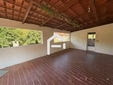 a louer : appartement à aussonne de 5 pièces 150 m²