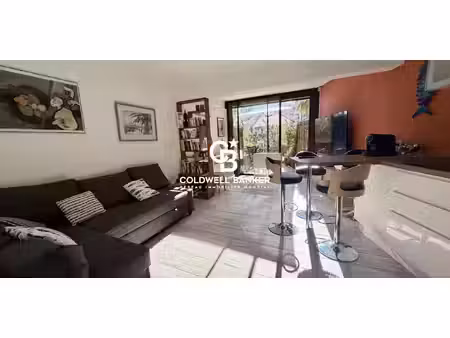 appartement avec terrasse et piscine gassin (83)