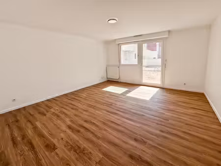 location appartement 4 pièces  87.78m²  mennecy