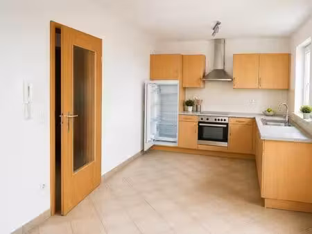 appartement à louer avec 2 chambres   recht (vbe55548)