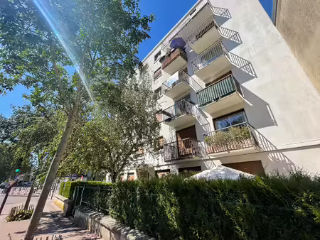location appartement 2 pièces  44.00m²  sceaux