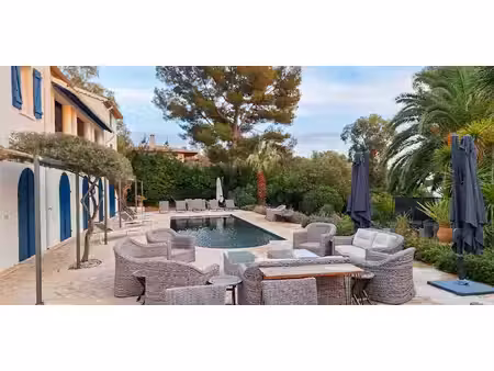 maison avec piscine en bord de mer la croix-valmer (83)