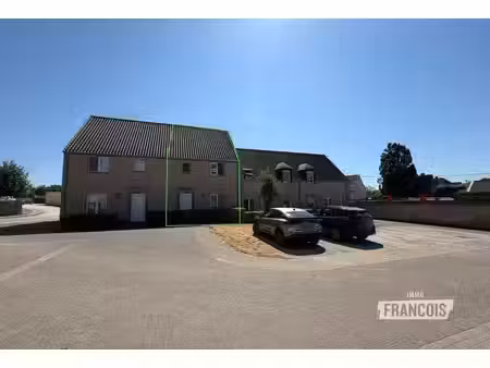 moderne nieuwbouwwoning met 3 slaapkamers  tuin en staanpla…