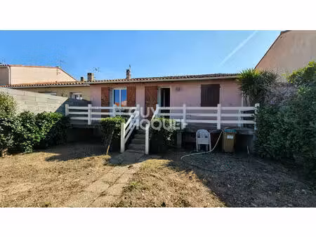 maison t3 à louer à pollestres 68m2