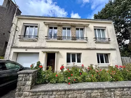 maison 5 pièces à moins de 5 min à pied du centre ville de quimper - terrain 920 m²