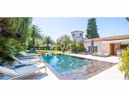 propriété avec piscine et jardin saint-tropez (83)