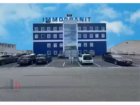 bureaux de 398 m² prêts à l'emploi le long de l'e40