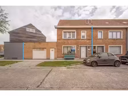 instapklare rijwoning met garage  3 slaapkamers en buiten...