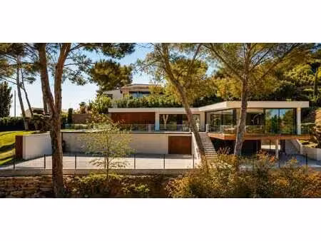 propriété avec piscine et jardin cassis (13)