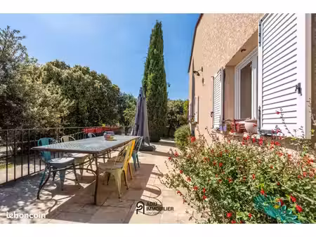 maison 6 pièces 187 m²