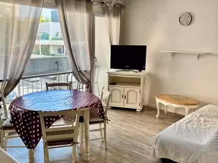 appartement étudiant meublé – t2 de 49 m² – angers (la roseraie) loyer : 600 charges compr