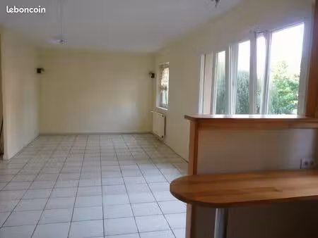 location appart. belfort 90000