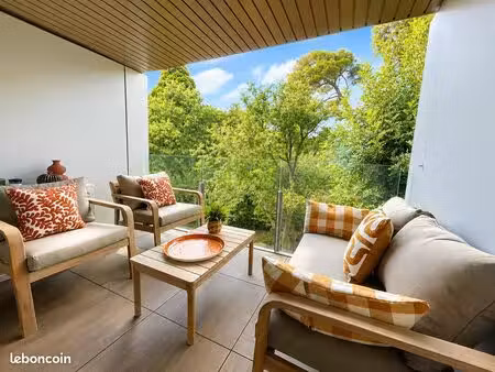 beau studio meublé location à l'année cannes oxford