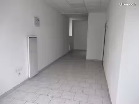 location f3