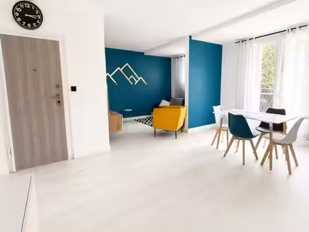 appartement lumineux et meublé à louer- à 5 minutes à pied de la gare et du centre ville d