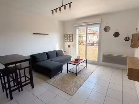 t2 meublé 44 m2