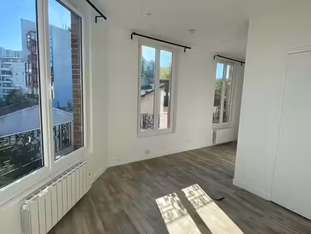 studio 27 m²