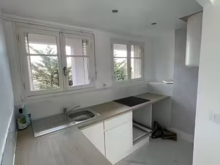 location t2 la seyne sur mer