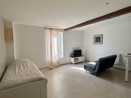 studio meublé 27 m² rénové – centre-ville montélimar – idéal étudiant