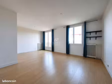 appartement 3 pièces 60 m²