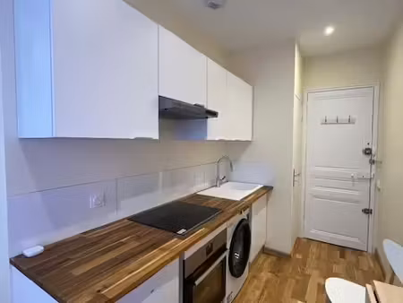 loue luxueux studio aménagé à toulon