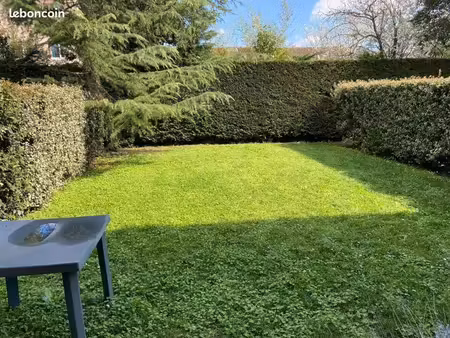 t2 meuble avec jardin
