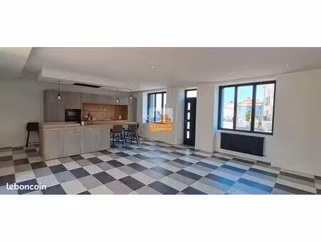 maison 6 pièces 150 m²