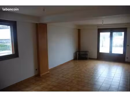 appartement 2 pièces 60m2 rdc frasne